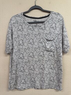 Disney Mickey Mouse Short Sleeve Tee Shirt Size Small